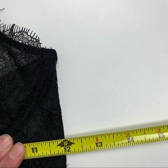 VICTORIA'S Secret Very Sexy Black Lace Bralette - Picture 4 of 8